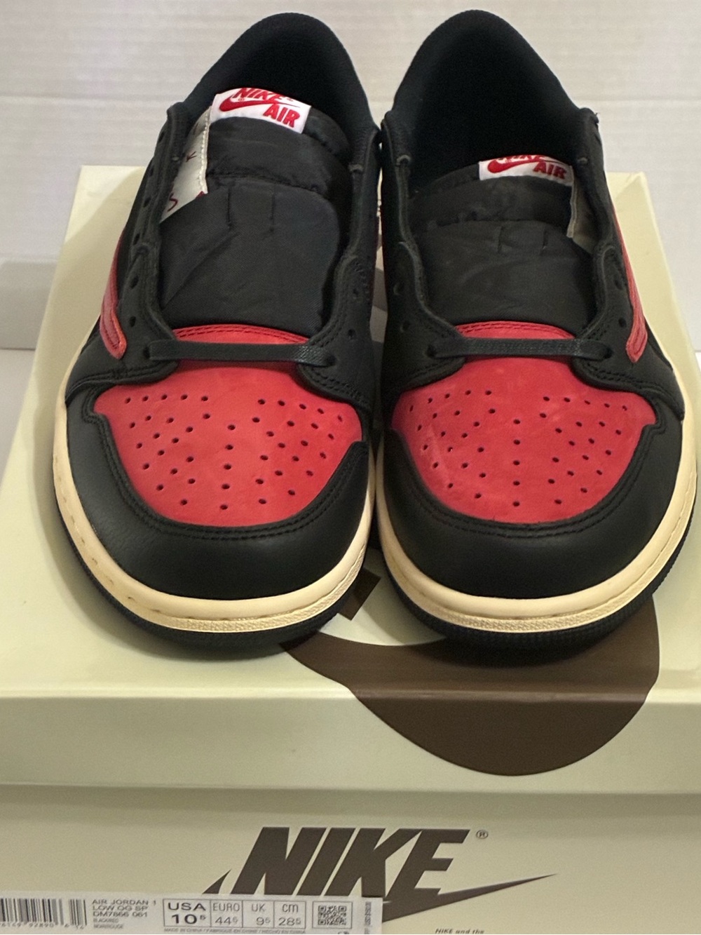 Nike Air Jordan 1 Low - Black/Red